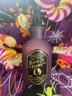 Sweet Spell Bubbling Milk Bath Salts (Black Cat Hisses Bottle)